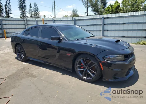 2019 Dodge Charger Scat Pack z USA, uszkodzony, nr VIN 2C3CDXGJ3KH740055